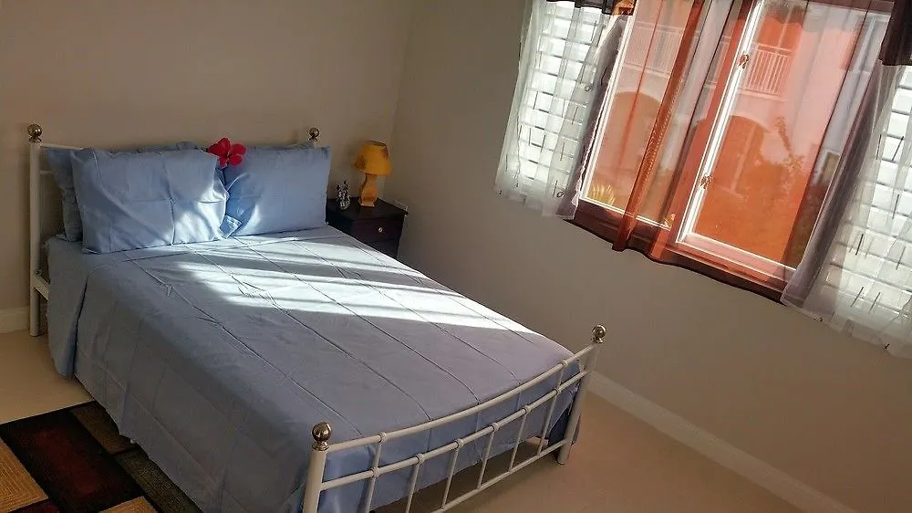 Oceanic View Apartment At Fern Court Saint Ann's Bay