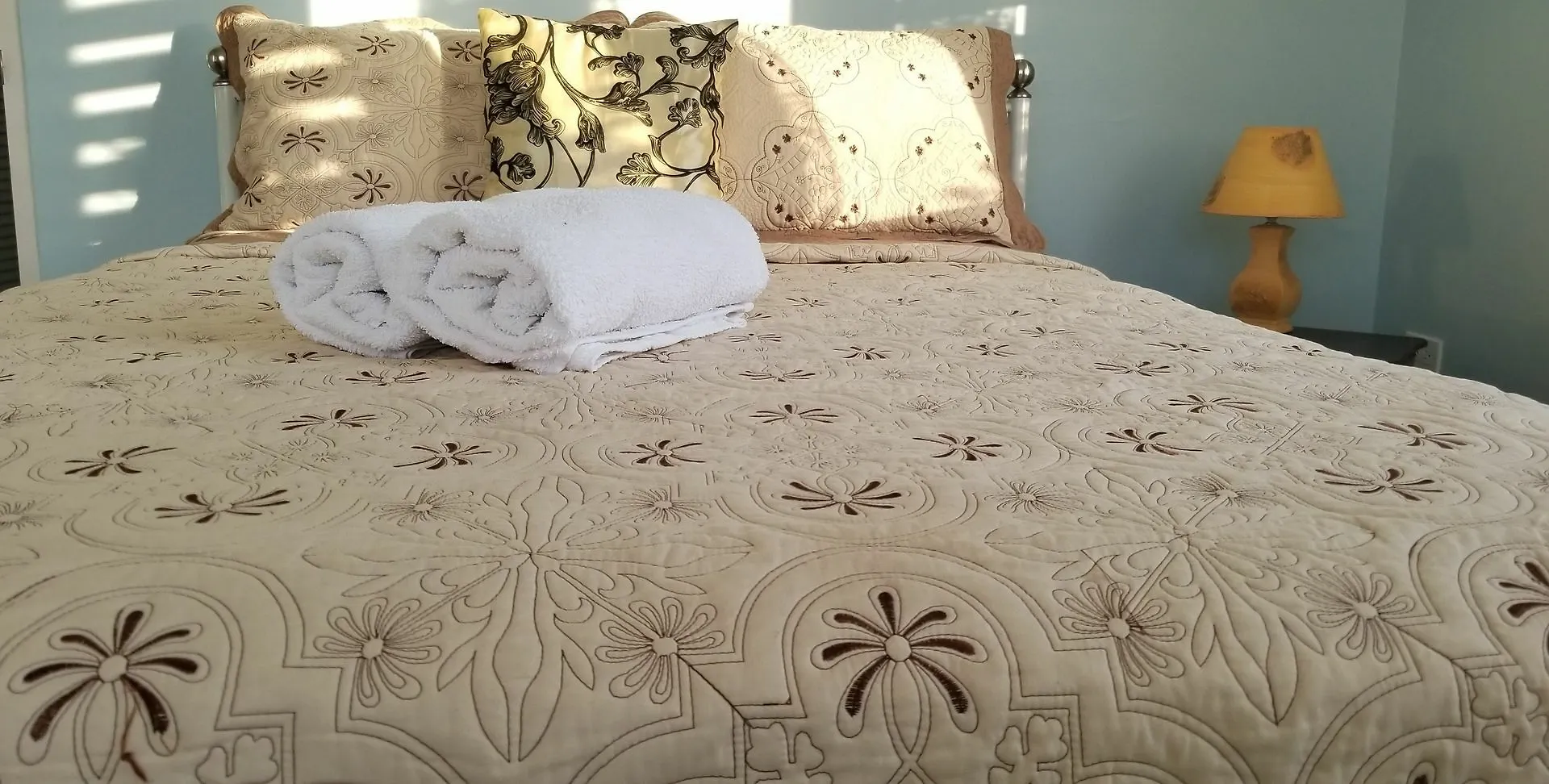 Oceanic View Apartment At Fern Court Saint Ann's Bay